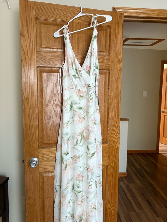 Lulus Dresses & Skirts - Lulu's Cream Maxi Dress with Pink Floral Print